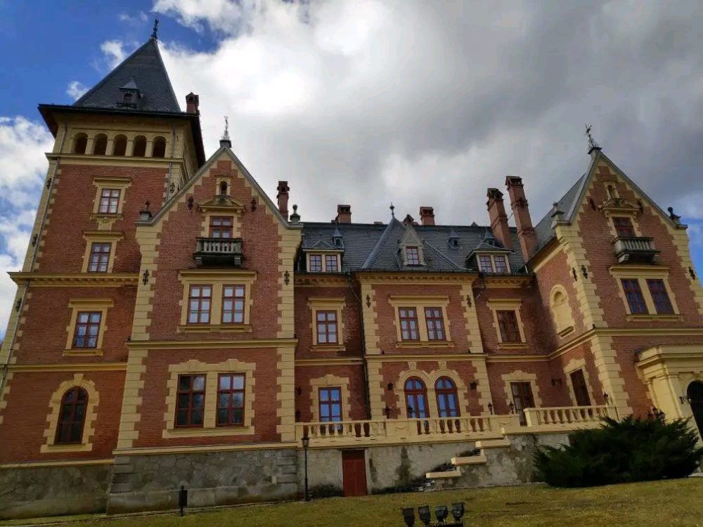 You are currently viewing Parádsasvár – Kastélyhotel Sasvár – Kutyabarát wellness hotel